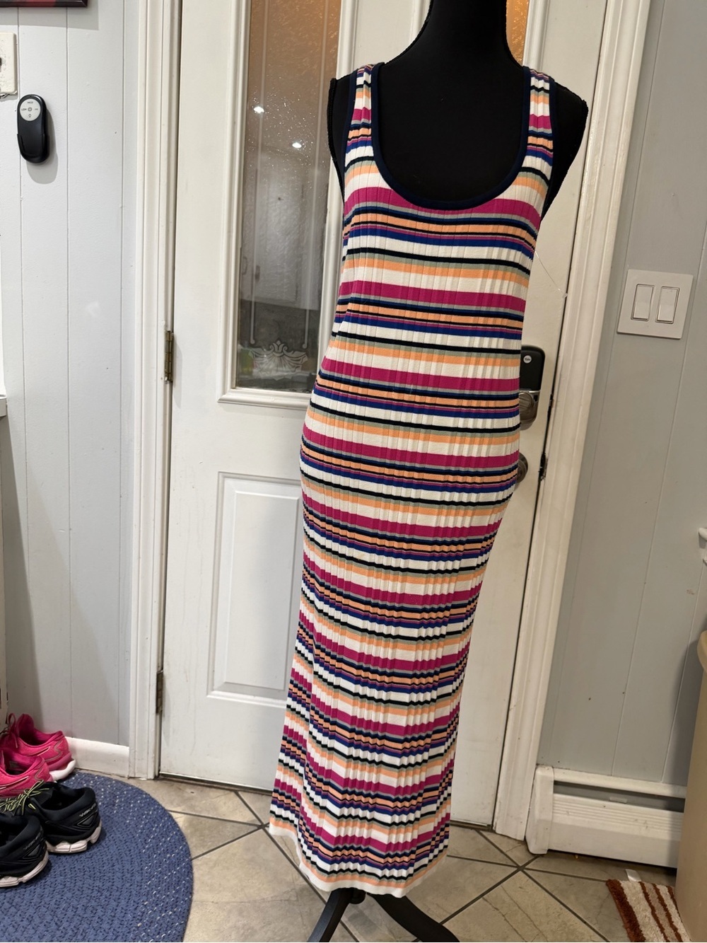 Club Monaco Ribbed Scoop-Neck Maxi Dress in Pink, Navy, Cream